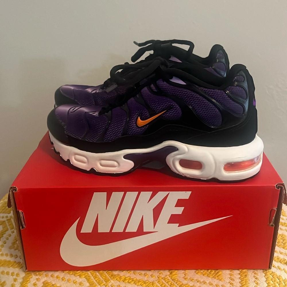 Nike Air Max 97. Size 12 C. Gently worn. Excellent condition.